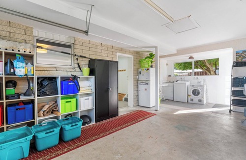 Richmond Heights Cottage | Jacksons - Two Mile Bay Holiday Home