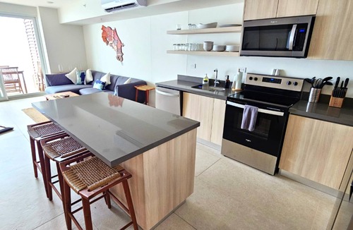 Jaco Condo | Jaco Beachfront Oasis 2-bedroom condo on Jaco Beach - Pacific Point #800