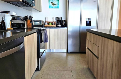 Jaco Condo | Jaco Beachfront Oasis 2-bedroom condo on Jaco Beach - Pacific Point #800