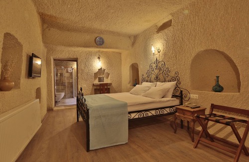 Cavusin Hotel | Jacob's Cave Suites