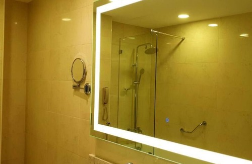 Bur Dubai Hotel | Jacob's Garden Hotel