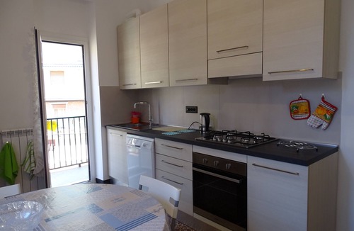 Levanto Apartment | Jacopo house sea view 3minutes from the beach!