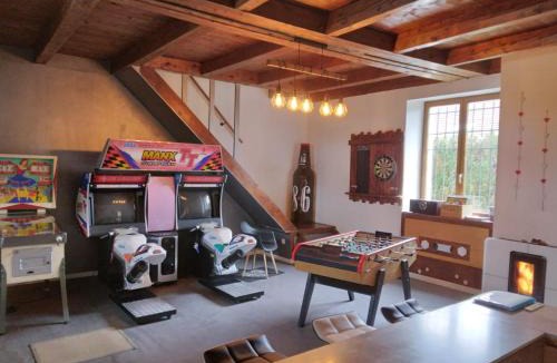 Soulosse-sous-Saint-Elophe Bed & Breakfast | Jacuzzi, Arcade et Repas soir compris
