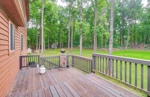 Linden House | Jacuzzi Gym Deck + Near VA Wineries