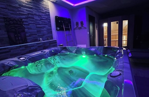 Aspach-le-Bas Apartment | Jacuzzi, Sauna, Private - Escape at your fingertips