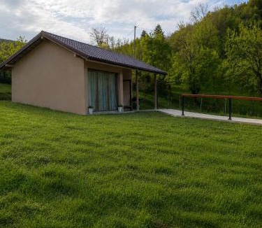 Sotrile House | JacuzziNoirHouse