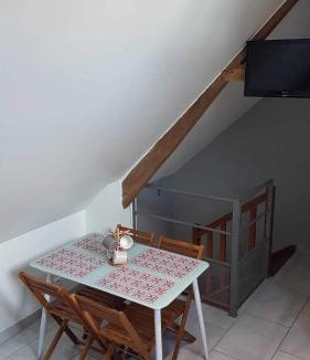 Bazicourt Apartment | JADE ET JENA