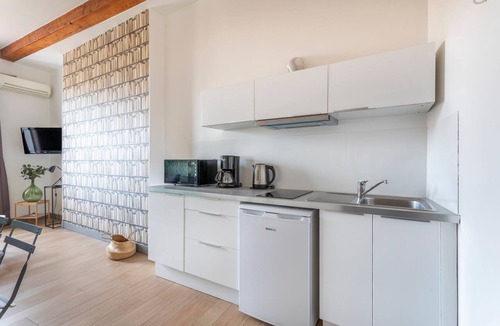 Opera Apartment | JADE - LES COCONS - One Bedroom Apartment, Sleeps 2