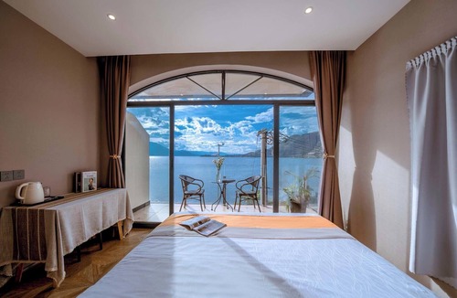 Dali Town Hotel | Jade moon