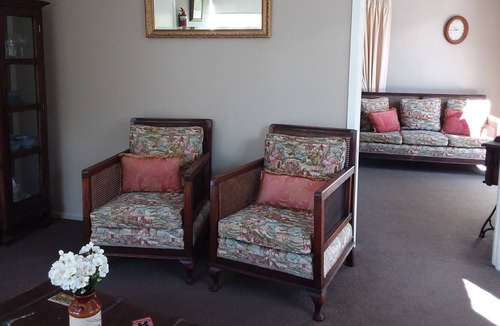 Coromandel Cottage | Jaed Cottage - Set on Sunny & Serene 1.75 Acres. Close to Town/wi-fi