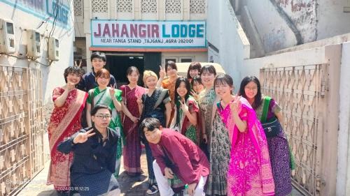 Taj Ganj Cabin | Jahangir lodge