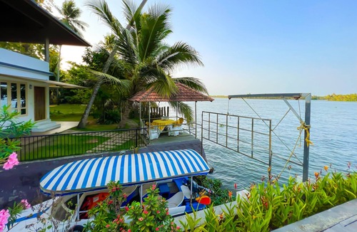 Perumbalam Villa | Jai Lake House