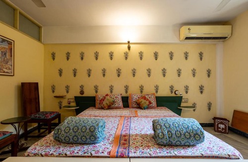 Sindhi Camp Hotel | Jaipur Inn