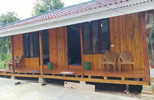 West Pesisir House | Jambu Tree Homestay