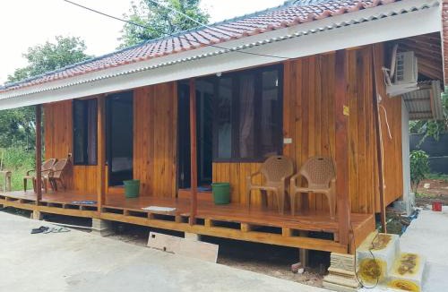 West Pesisir House | Jambu Tree Homestay
