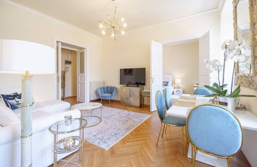 Barriera Vecchia-San Giacomo House | [james Joyce] - Luxury Apartment