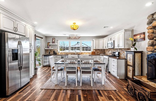 Jamesport House | Jamesport Retreat | Farmview Patio & Hot Tub