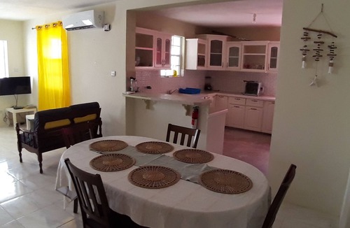 Saint Peter Parish Apartment | Jan's Villa - 2 bedroom apartment - 5 min from the beach
