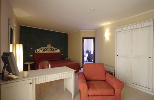 Castelsardo Historic Centre Hotel | Janus Hotel