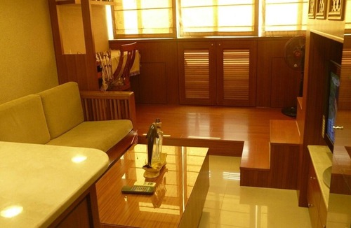 Sinsing District Apartment | Japanese Style Duplex near Kaohsiung Railway Station