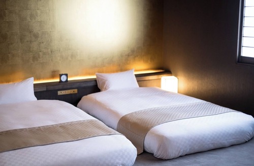Karasumaoike Hotel | Japanese Suite KINKAKU for 1 night without meals/Kyoto Kyōto