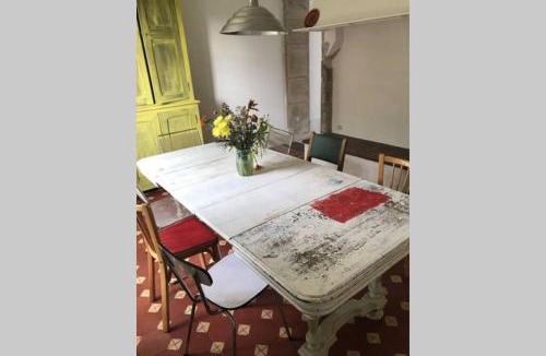 Cluny House | Jardin de Curé