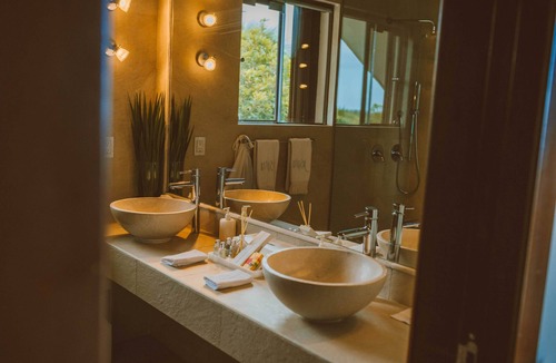 Soliman Bay Hotel | Jashita Hotel