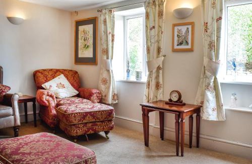 Harrington House | Jasmine Cottage