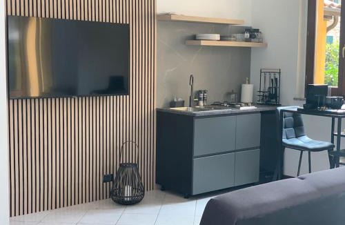 Capriate San Gervasio Apartment | Jasmine garden apartment