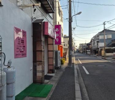 Urayasu Apartment | Jasmine House