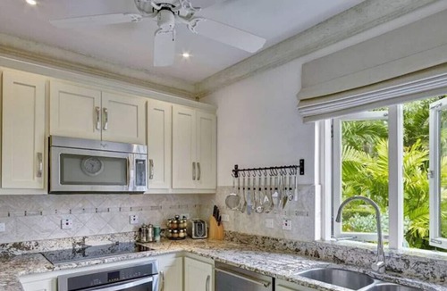 Mullins House | Jasmine - Luxury Beach Villa