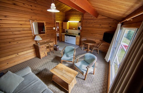 Jasper Hotel | Jasper House Bungalows