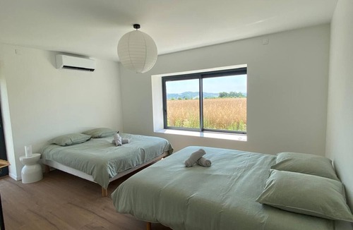 Beauvoir-de-Marc House | Java - Family home for weekends with friends and reunions