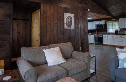 Jay House | Jay Cloud Cabin: cozy retreat by Jay Peak Resort