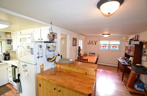 Drake Cabin | Jay's Dream - 2 bedroom cabin - near Big Thomspon River Pet Friendly