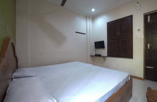 Marthandam Hotel | JAYA BHARATHI LODGE