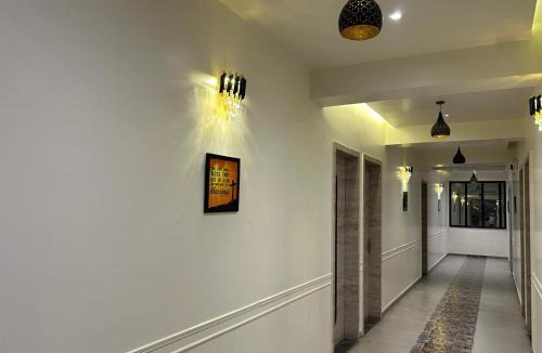Kadadhe Hotel | Jayam Royal Hotel