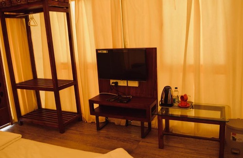 Igatpuri Resort | JAYLOS LAKE RESORT