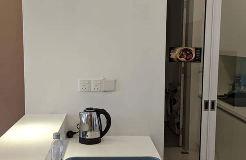 Seri Tanjung Pinang Condo | Jazz 313: Cosy 2-Bedroom Suite with Pool & Seaview