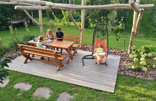 Ora Apartment | JAZZ quiet, cozy apartment with sunrise view. 10min from Lake Kaltern