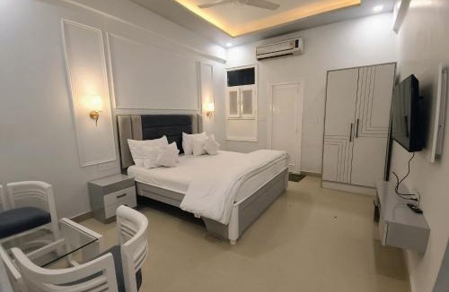 Bareilly Hotel | JD Heritage Inn