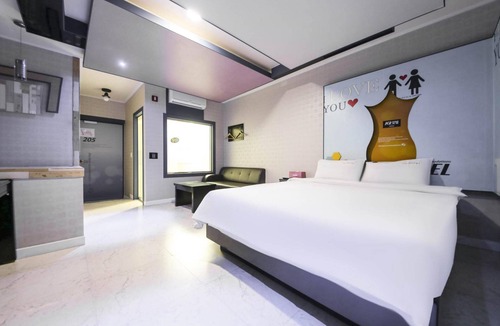 Jecheon Hotel | Jecheon K2