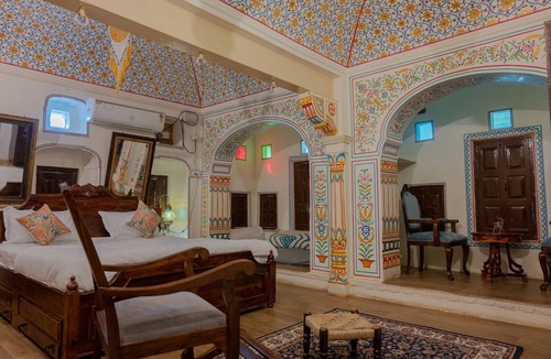 Nawalgarh Hotel | Jeevan Haveli Heritage Hotel And Museum