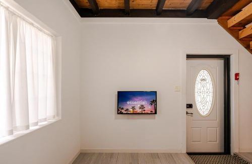 Aewol House | Jeju Mungmung Place Dog Pension