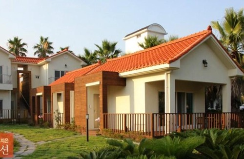 Namwon House | Jeju Soranghozen Pension