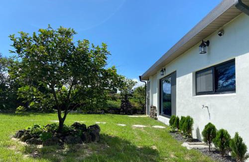 Gujwa House | Jeju Time