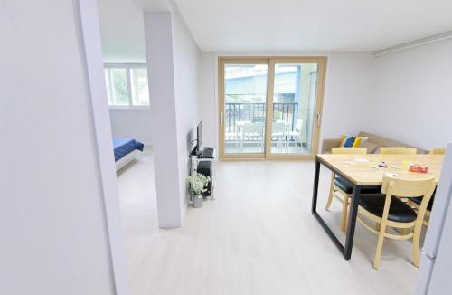 Samcheok House | Jellyfish Pension
