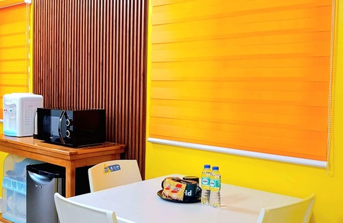 Madrid House | Jenessa's Bungalow, Studio Type near Lanuza Surf Bay