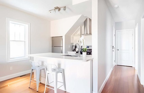 Federal Hill Apartment | Jennifer's Chic Modern 1st Floor Apt Private Patio