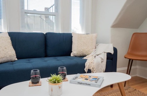 College Hill Apartment | Jennifer's Cozy Tower Lookout 3BR Brown U Views